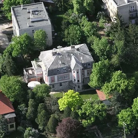 Garden * Budapest